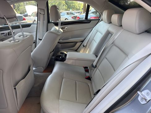 Used 2014 Mercedes-Benz E 350 Sedan image 10