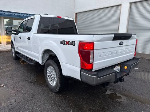 Used 2022 Ford F250 XLT image 3