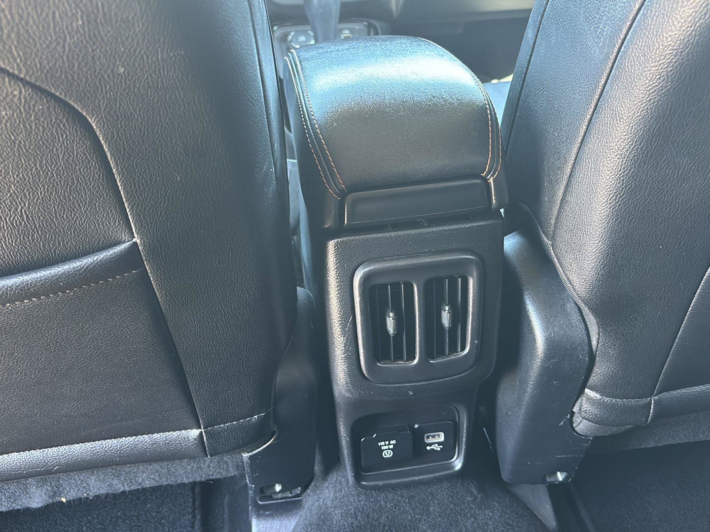 Used 2018 Jeep Compass Limited AWD/4WD image 19