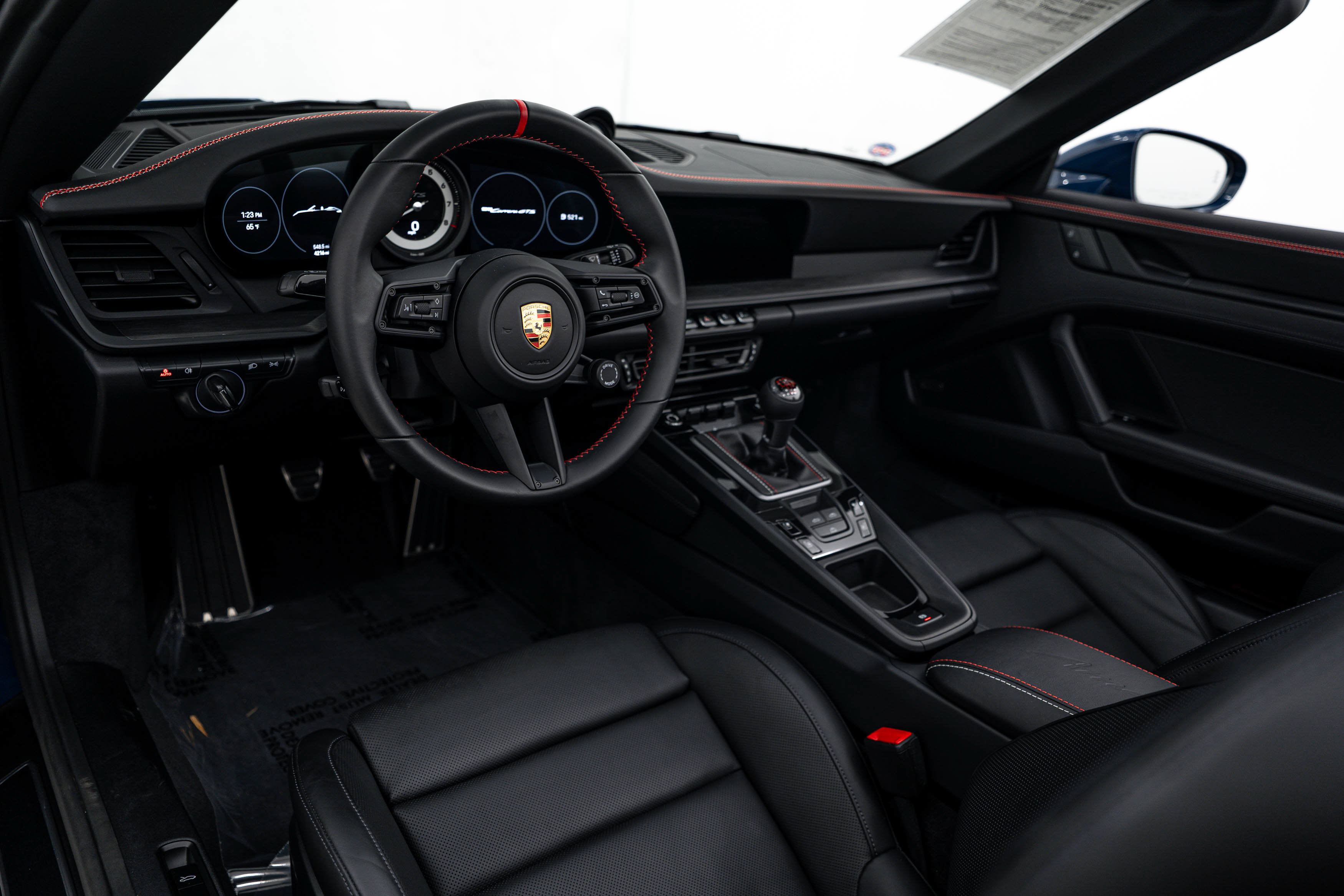Certified 2023 Porsche 911 Carrera GTS RWD image 4
