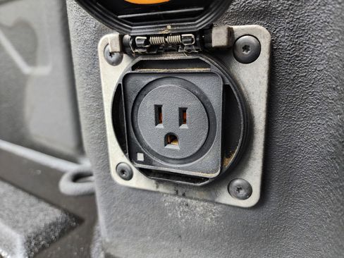 Used 2022 Chevrolet Silverado 3500 High Country w/ Snow Plow Prep/Camper Package image 34