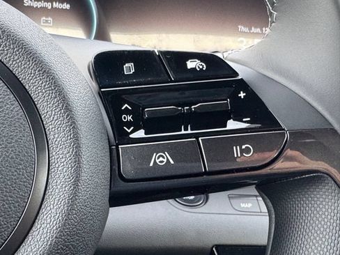 Certified 2025 Hyundai Elantra SEL FWD image 18