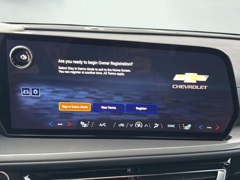 New 2026 Chevrolet Traverse LT w/ Midnight/Sport Edition AWD/4WD image 17