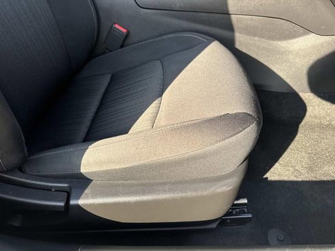 Used 2025 Nissan Altima 2.5 SV image 12