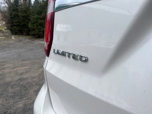 Used 2017 Ford Explorer Limited AWD/4WD image 9