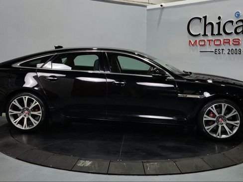 Used 2017 Jaguar XJ L Portfolio AWD/4WD image 22