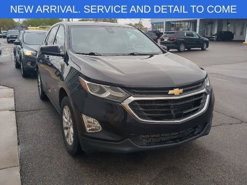 Used 2020 Chevrolet Equinox LT w/ Driver Convenience Package AWD/4WD image 8