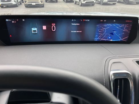 Used 2025 Ford Expedition Platinum image 21