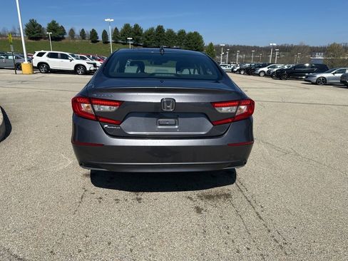 Used 2018 Honda Accord LX image 4