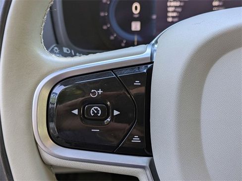 Certified 2023 Volvo XC90 B6 Ultimate image 21
