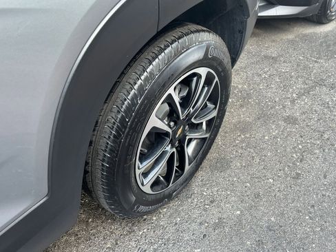 Used 2025 Chevrolet TrailBlazer LT image 30