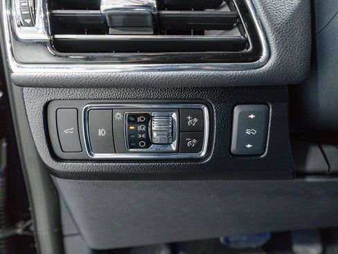 Used 2024 Lincoln Navigator Reserve w/ Equipment Group 201A image 34