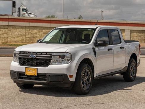Certified 2024 Ford Maverick XLT FWD image 4