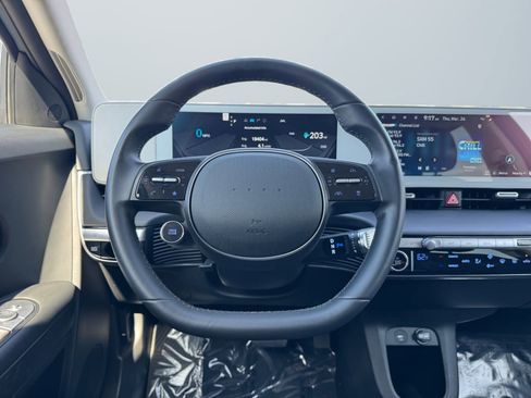 Used 2023 Hyundai Ioniq 5 SE image 11