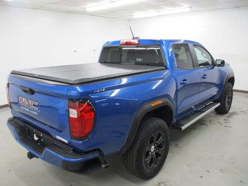 Used 2024 GMC Canyon Elevation w/ Elevation Premium Package image 10