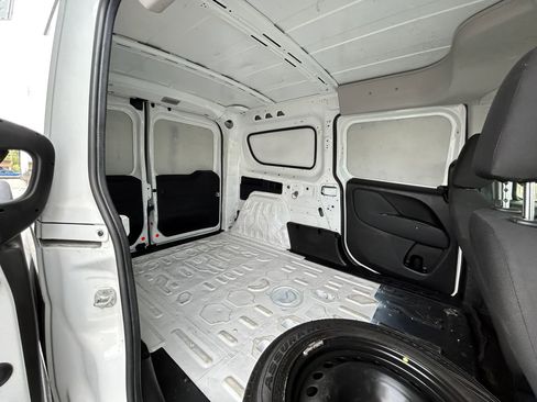 Used 2019 RAM ProMaster City Tradesman FWD image 14