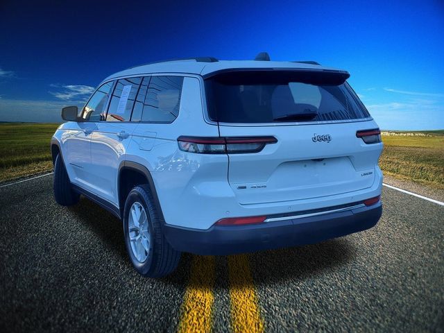 Used 2022 Jeep Grand Cherokee L Laredo w/ Luxury Tech Group I AWD/4WD image 2