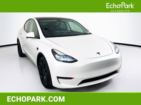 Used 2022 Tesla Model Y Performance AWD/4WD image 1