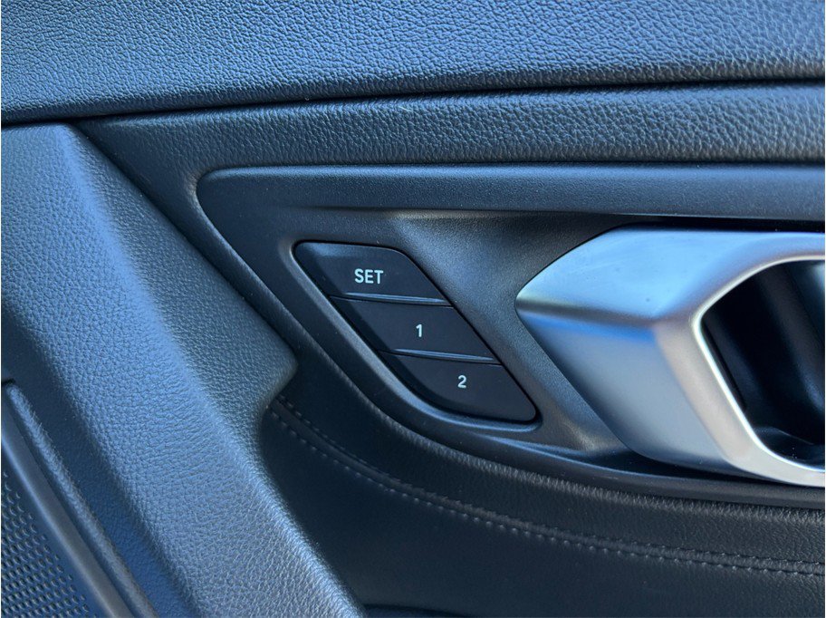 Used 2020 BMW Z4 M40i RWD image 42