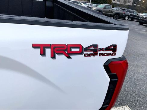 Used 2025 Toyota Tundra Limited image 29