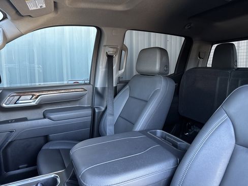 Used 2025 GMC Sierra 1500 Elevation w/ Elevation Premium Package image 18