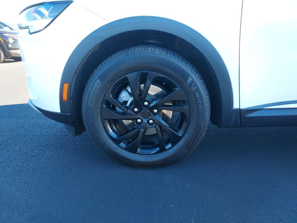 Used 2021 Buick Envision Essence w/ Technology Package I FWD image 10