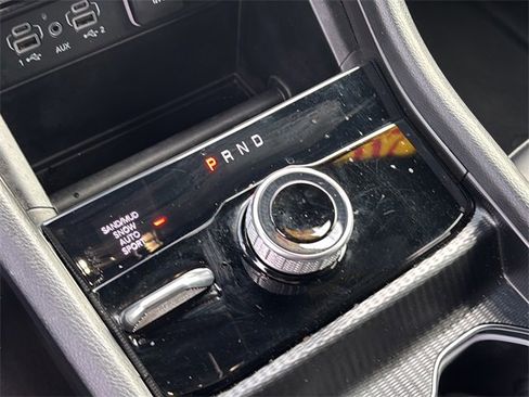 Certified 2024 Jeep Grand Cherokee Limited w/ Black Appearance Package image 34