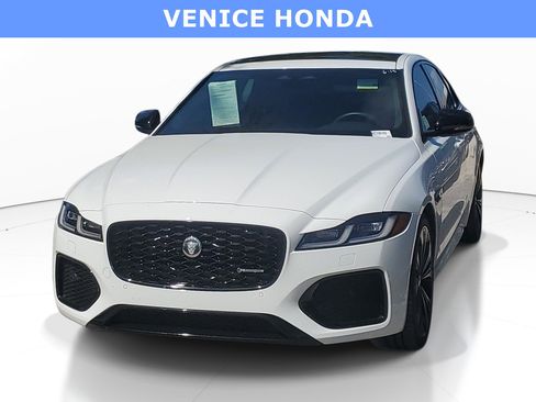 Used 2024 Jaguar XF R-Dynamic SE AWD/4WD image 1