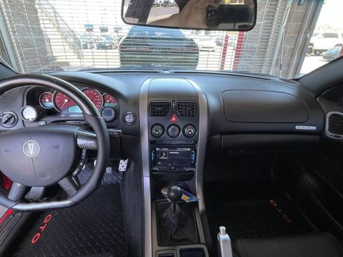 Used 2005 Pontiac GTO image 31