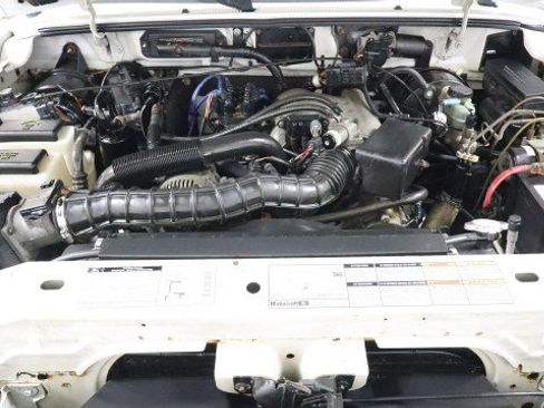 Used 2000 Ford Ranger XLT AWD/4WD image 16