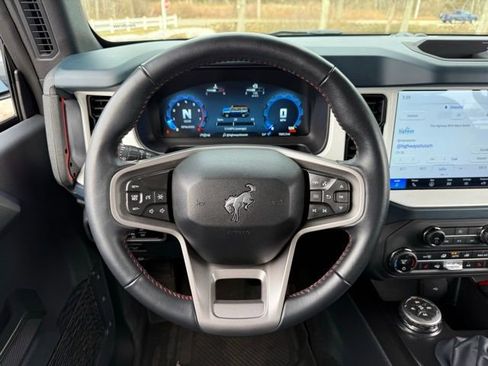 Certified 2025 Ford Bronco Heritage Edition image 19