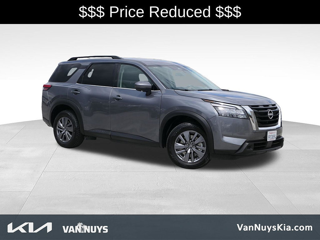 Used 2025 Nissan Pathfinder SV FWD image 20
