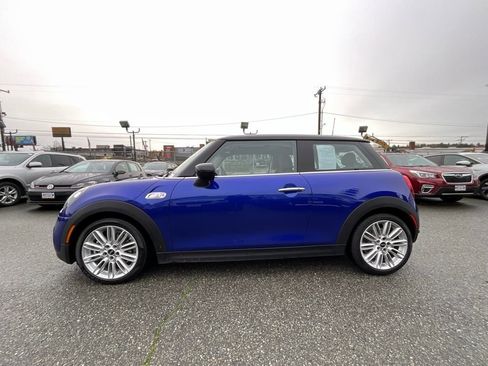 Used 2020 MINI Cooper S w/ Premium Package image 5
