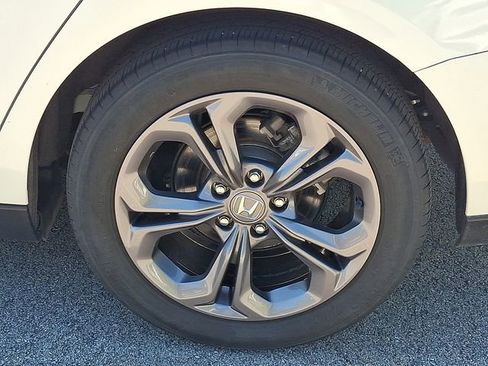 Certified 2023 Honda Accord EX image 30
