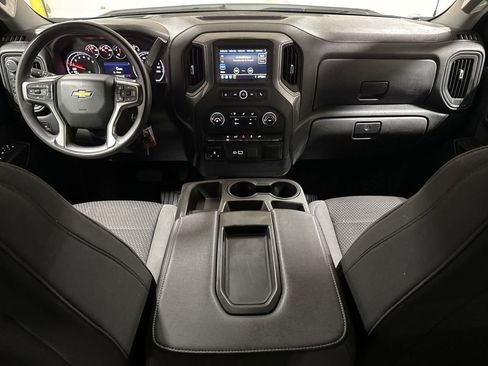 Used 2021 Chevrolet Silverado 1500 Custom w/ Safety Confidence Package AWD/4WD image 10