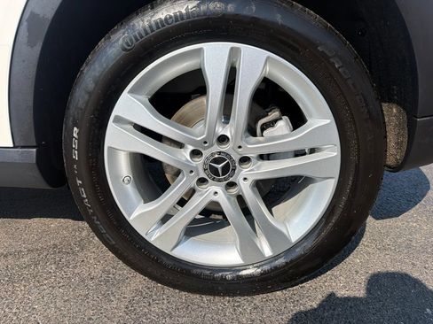 Used 2019 Mercedes-Benz GLA 250 4MATIC image 54