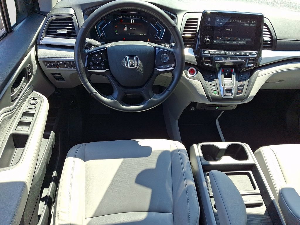 Used 2020 Honda Odyssey Touring image 12