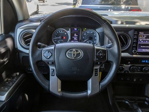 Used 2021 Toyota Tacoma SR5 AWD/4WD image 28