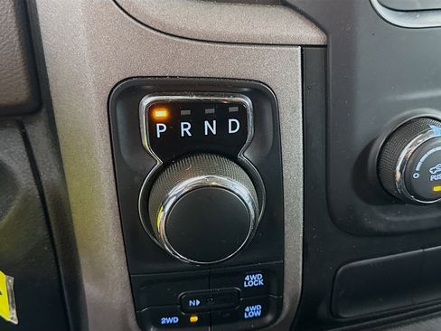 Used 2019 RAM 1500 Express image 20