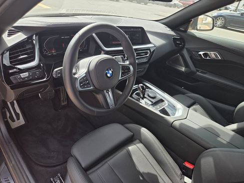 Used 2025 BMW Z4 M40i w/ Premium Package RWD image 5