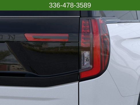 New 2025 Ford Expedition Platinum w/ Stealth Performance Package image 21