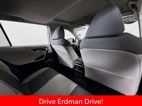 Used 2025 Toyota RAV4 XLE w/ Convenience Package FWD image 29