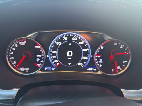 Certified 2023 Chevrolet Traverse Premier image 18