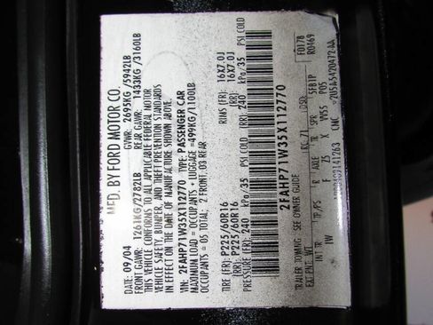 Used 2005 Ford Crown Victoria Police Interceptor image 13