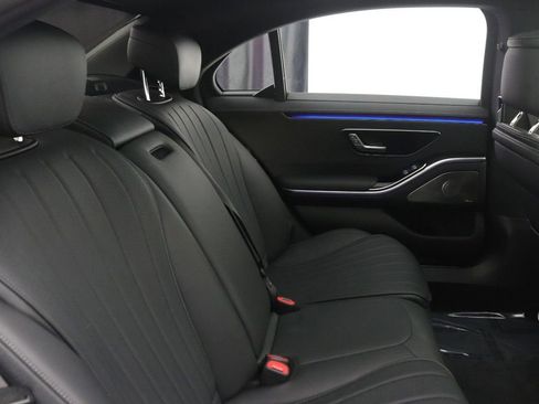 Certified 2023 Mercedes-Benz S 500 4MATIC image 32