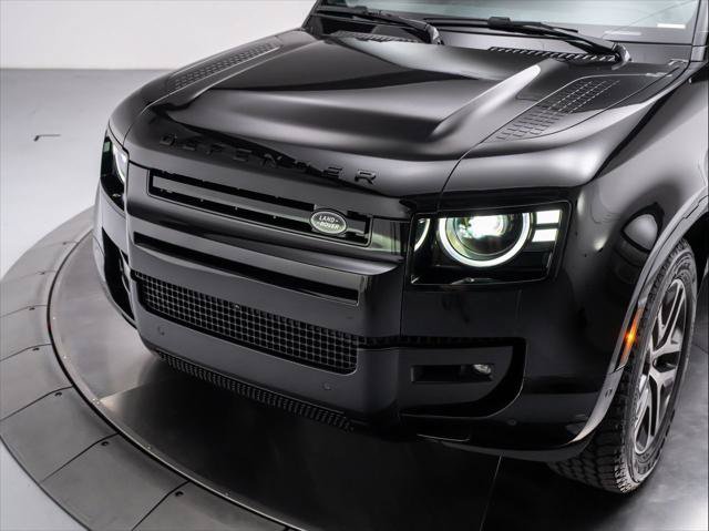 New 2026 Land Rover Defender 110 X-Dynamic SE AWD/4WD image 9