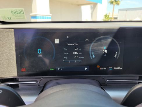 Used 2024 Hyundai Kona SEL FWD image 25