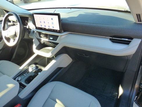 New 2026 Ford Explorer Active image 13