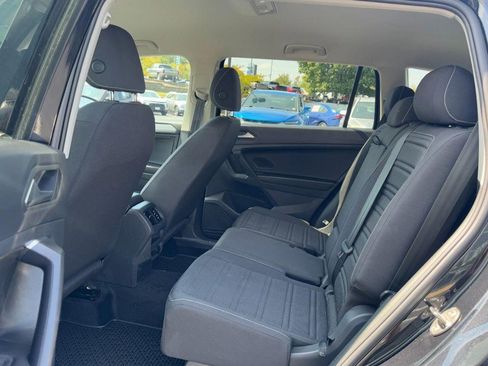 Used 2023 Volkswagen Tiguan S image 10