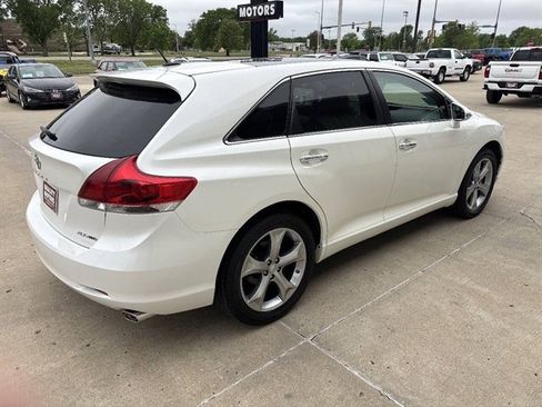 Used 2015 Toyota Venza XLE w/ XLE Premium Package AWD/4WD image 16